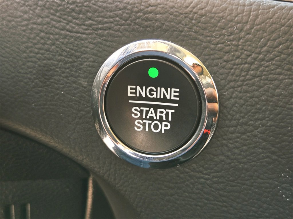 Used 2024 Ford Edge SEL image 23