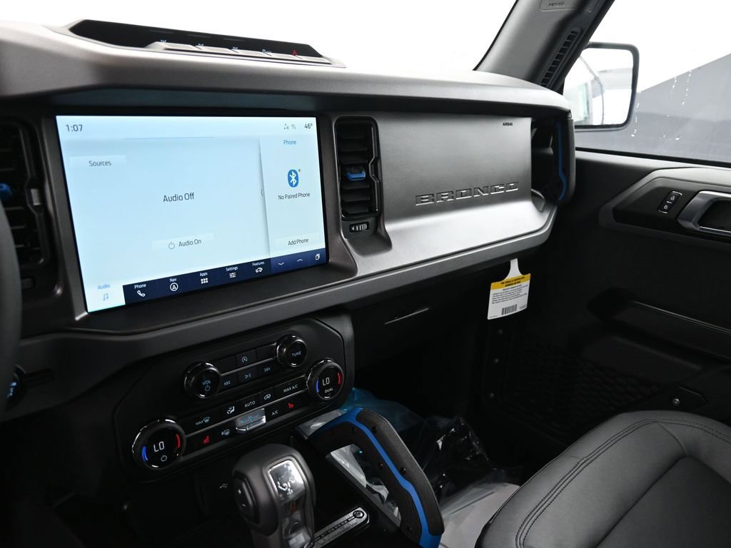 Used 2024 Ford Bronco Black Diamond image 22