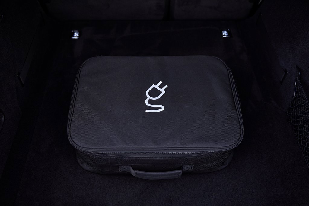 Used 2025 Porsche Panamera 4 w/ Premium Package image 23