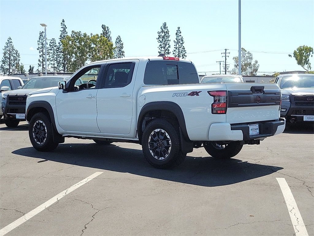 New 2025 Nissan Frontier PRO-4X w/ Pro Premium Package AWD/4WD image 2