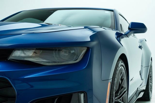 Used 2022 Chevrolet Camaro ZL1 image 11
