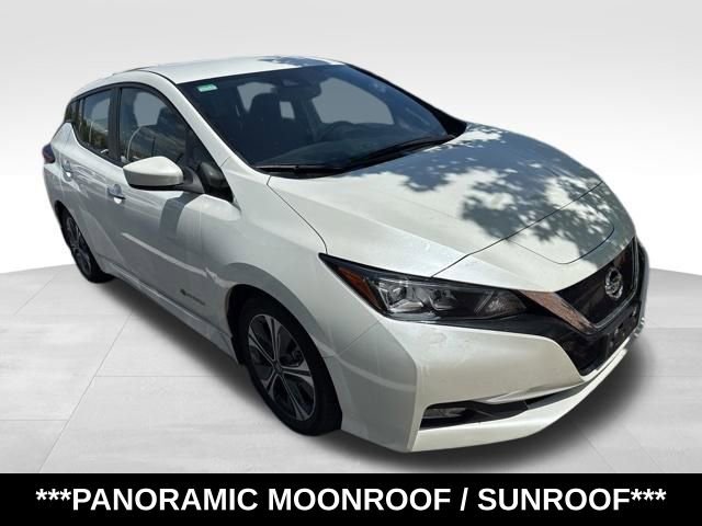 Used 2019 Nissan Leaf SV w/ SV Technology Package FWD image 3