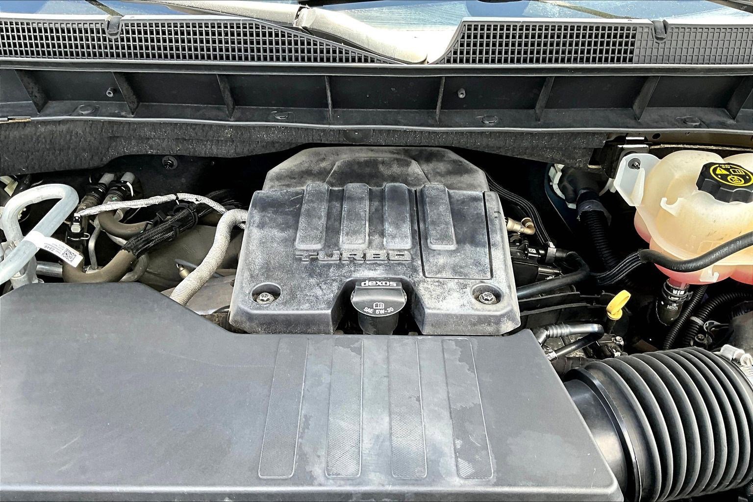 Used 2020 Chevrolet Silverado 1500 LT w/ LT Value Package AWD/4WD image 30