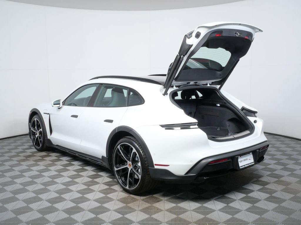 Certified 2025 Porsche Taycan 4S image 29