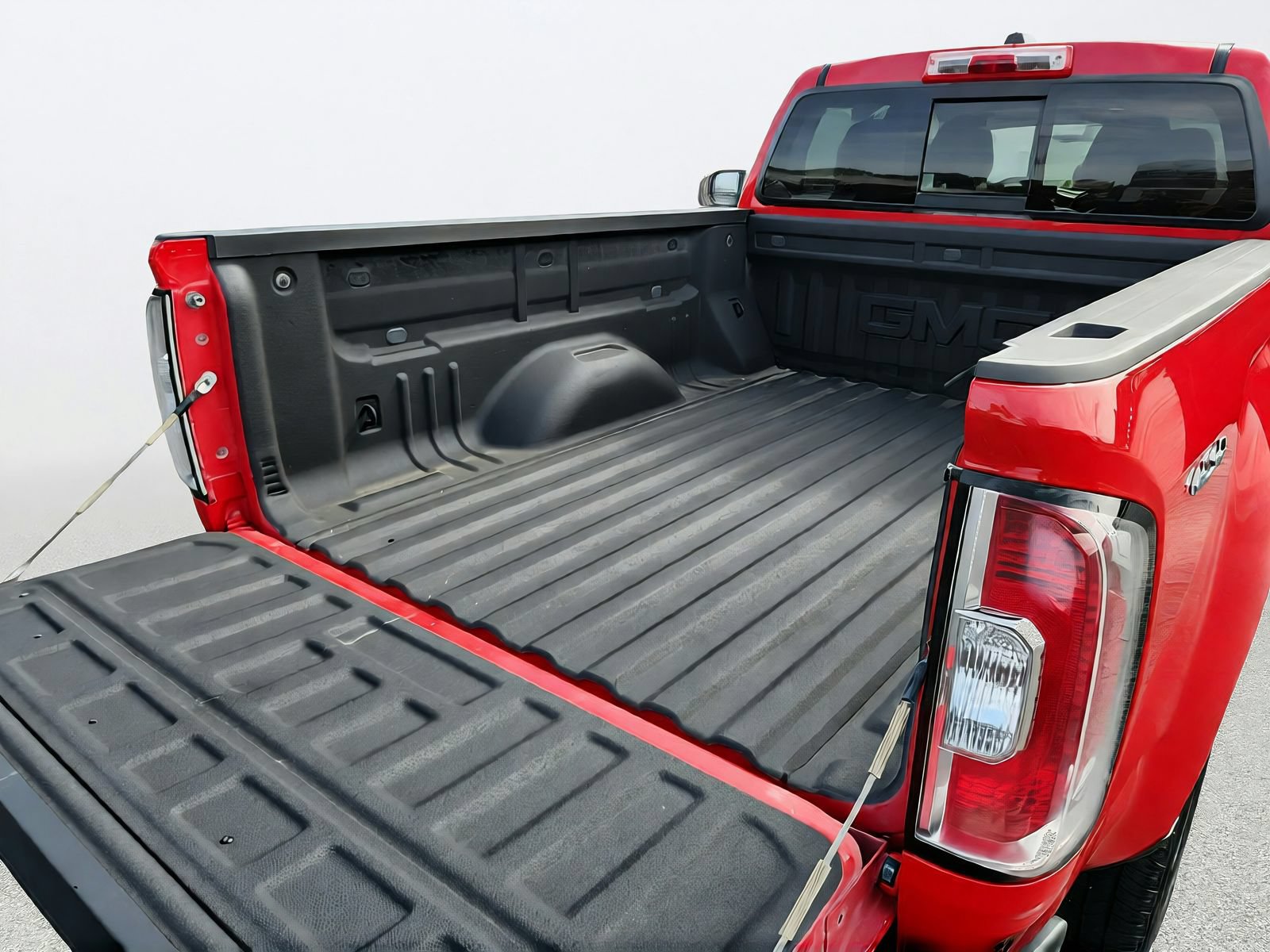 Used 2017 GMC Canyon SLT w/ Trailering Package AWD/4WD image 29