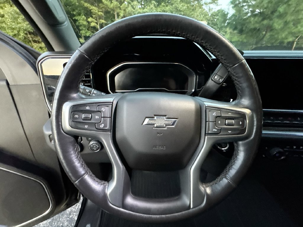Used 2022 Chevrolet Silverado 1500 RST w/ Z71 Off-Road Package AWD/4WD image 16