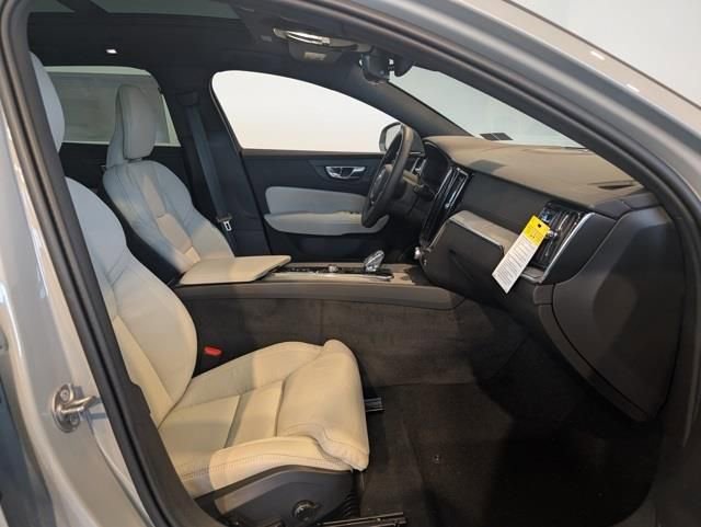 New 2026 Volvo V60 B5 Cross Country Ultra w/ Climate Package image 31