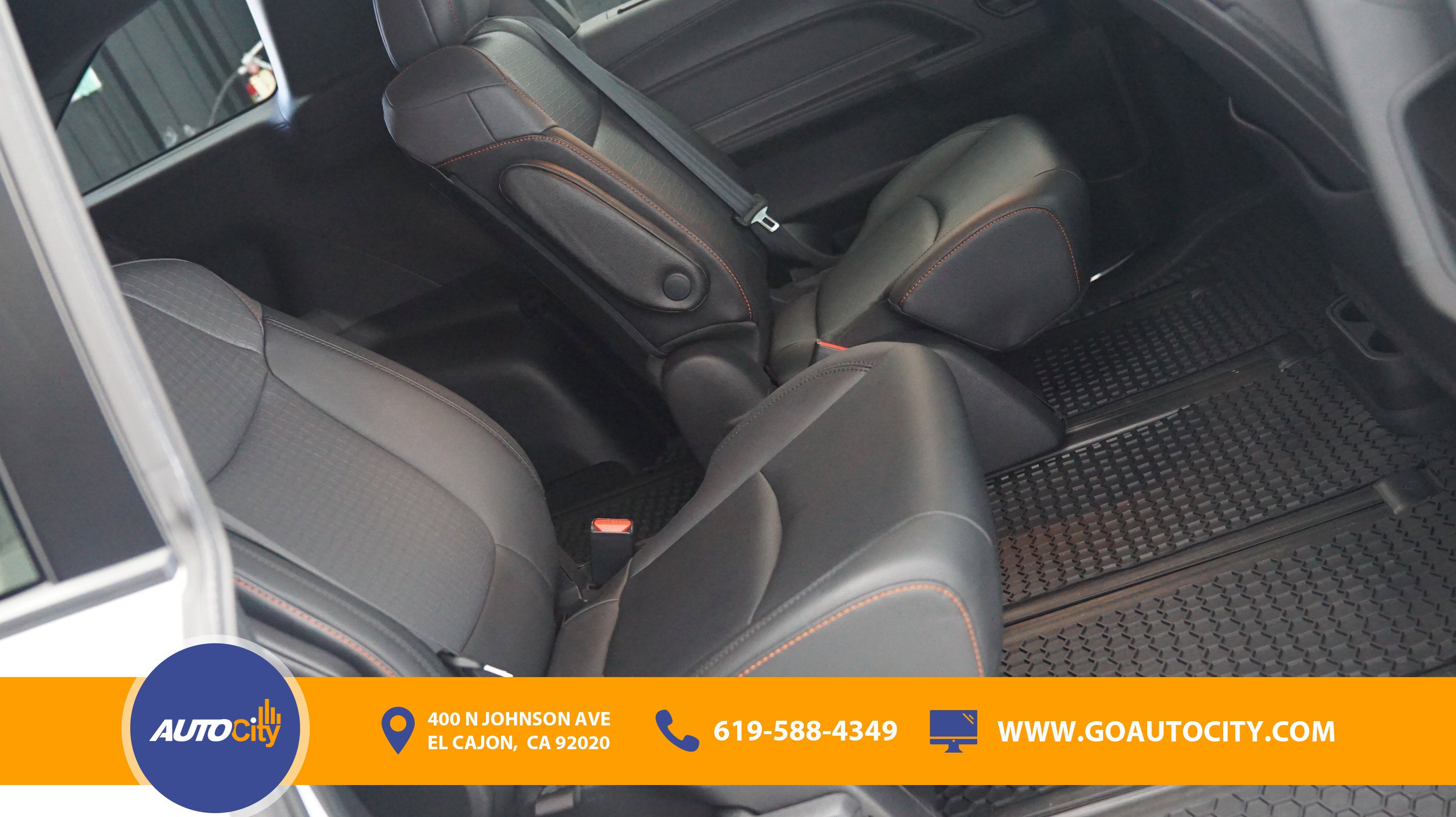 Used 2021 Toyota Sienna XSE FWD image 13