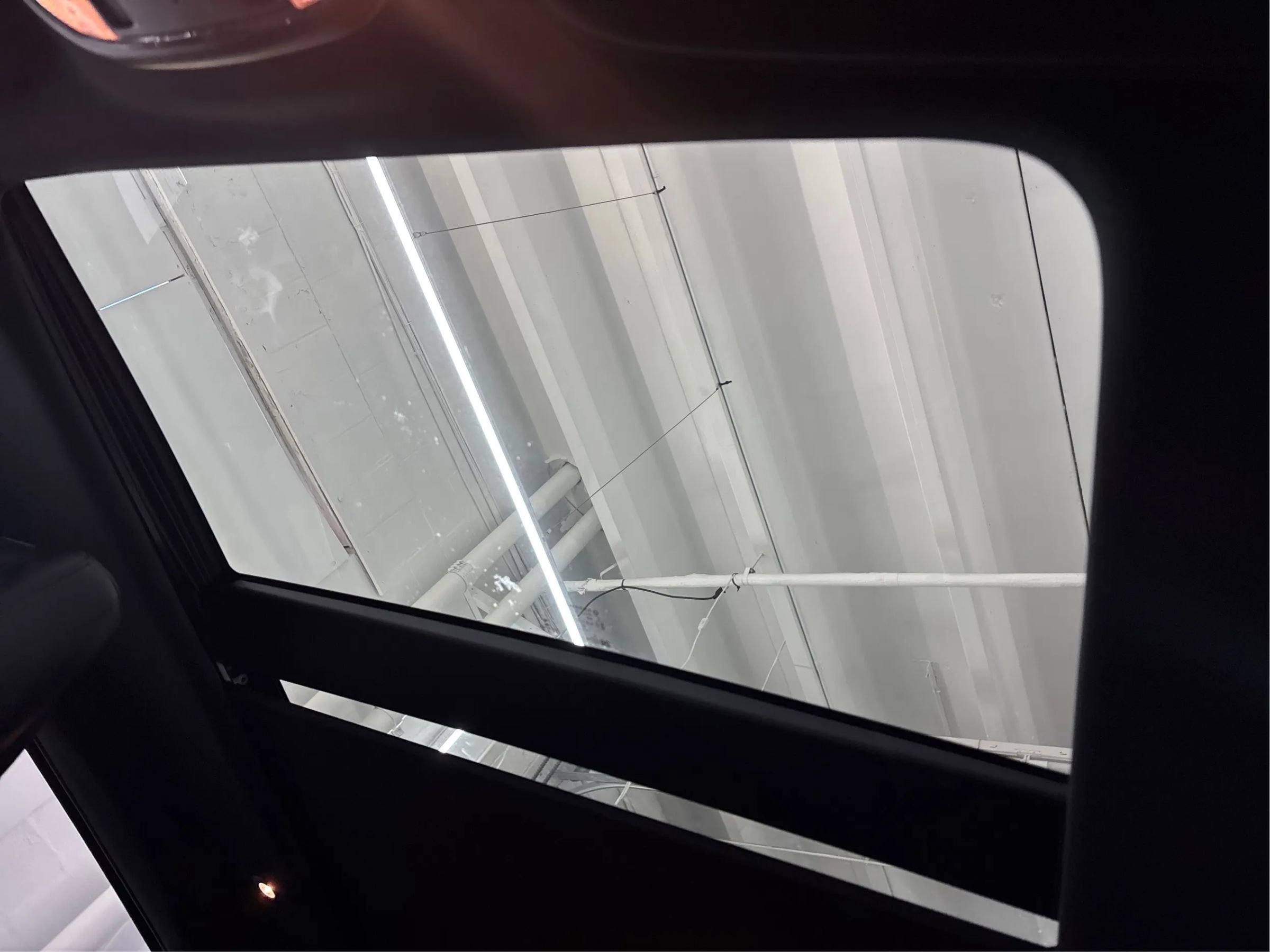 Used 2019 Jeep Grand Cherokee Limited w/ Luxury Group II image 28