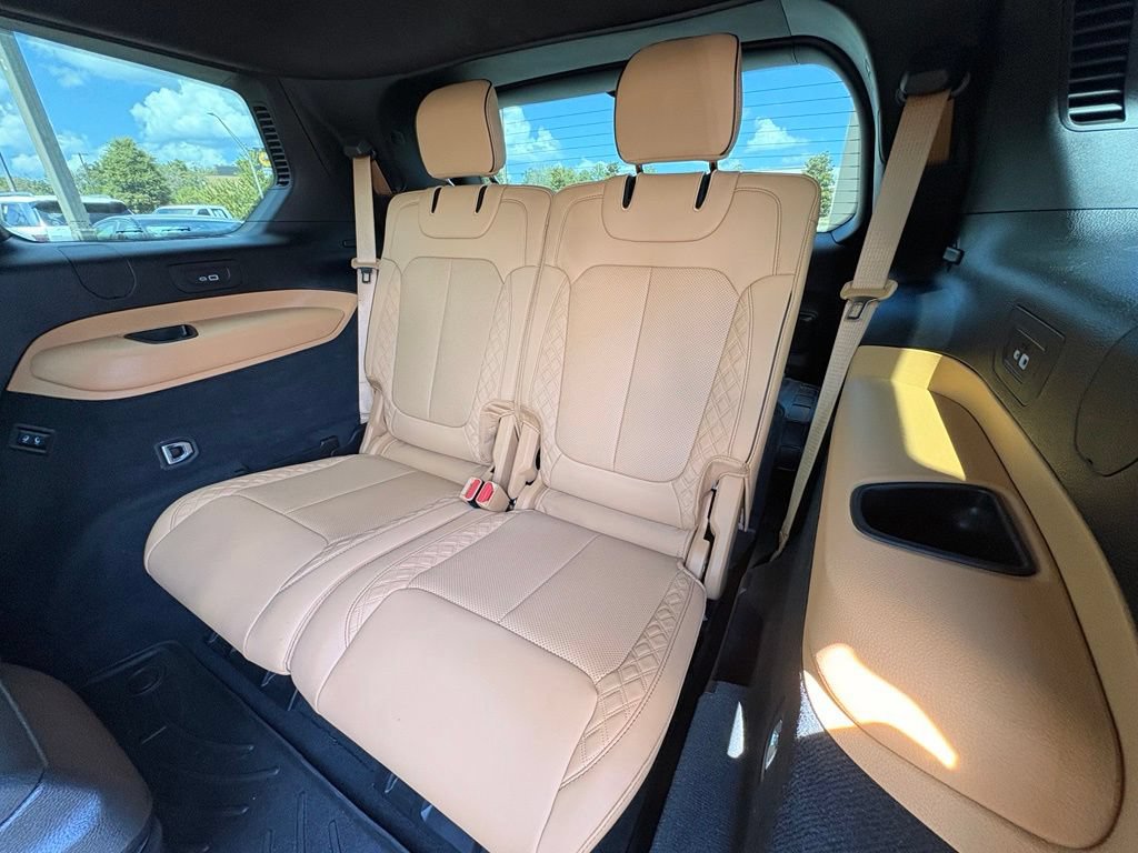 Used 2023 Jeep Grand Cherokee L Summit AWD/4WD image 28