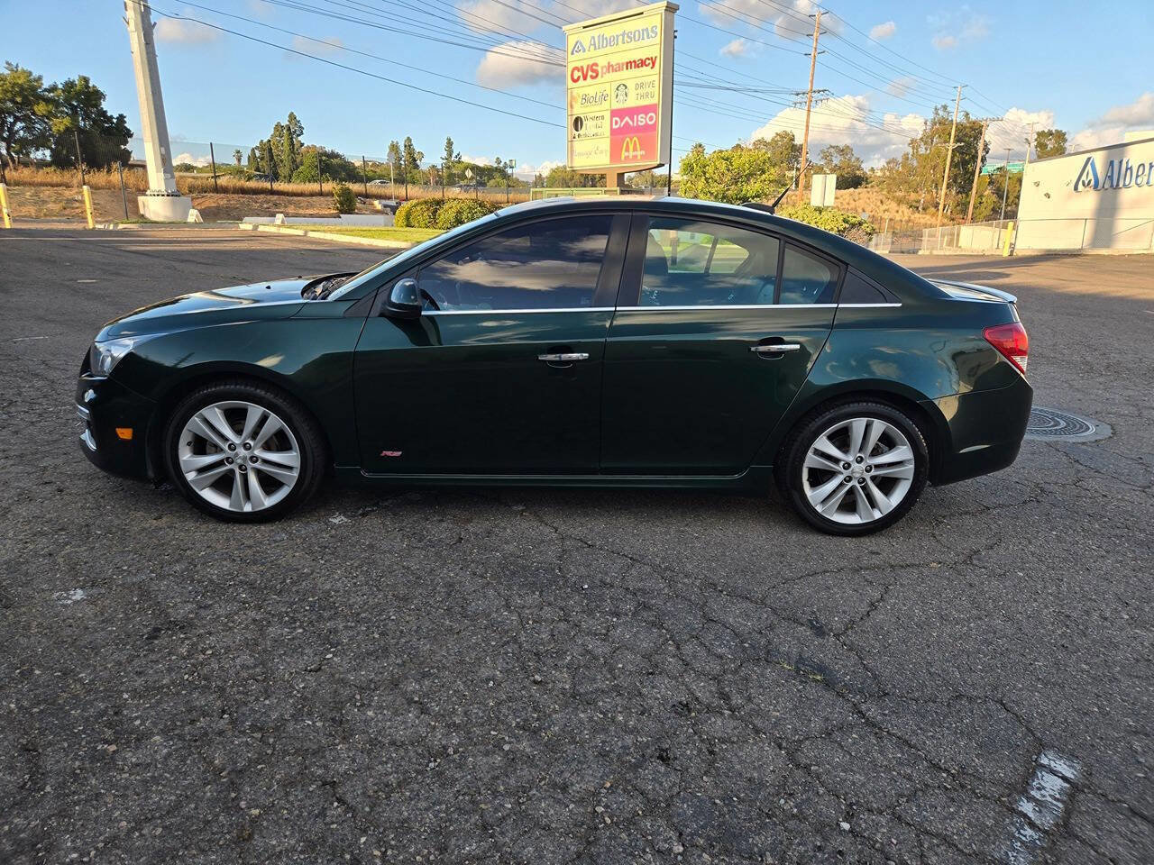 Used 2015 Chevrolet Cruze LTZ w/ Sun, Sound and Sport Package FWD image 19