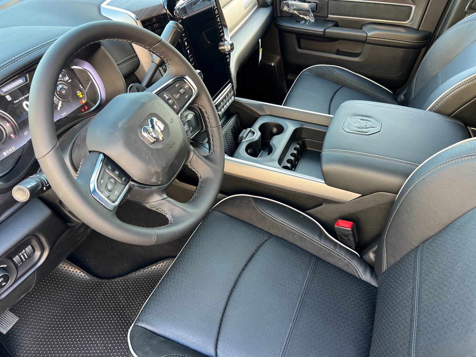 New 2026 RAM 2500 Laramie w/ Night Edition image 10