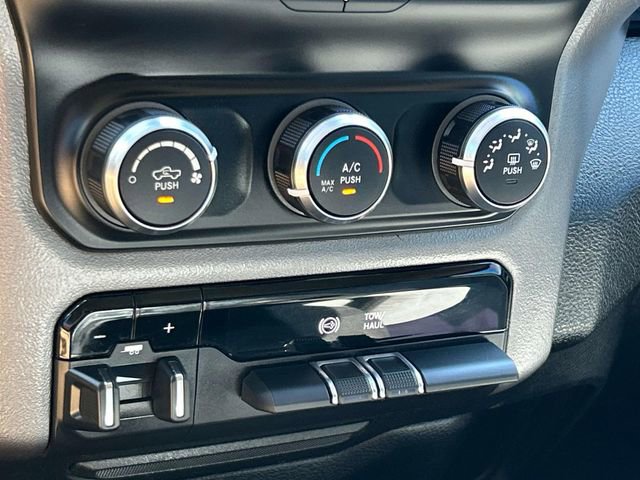 Used 2019 RAM 2500 Big Horn image 27