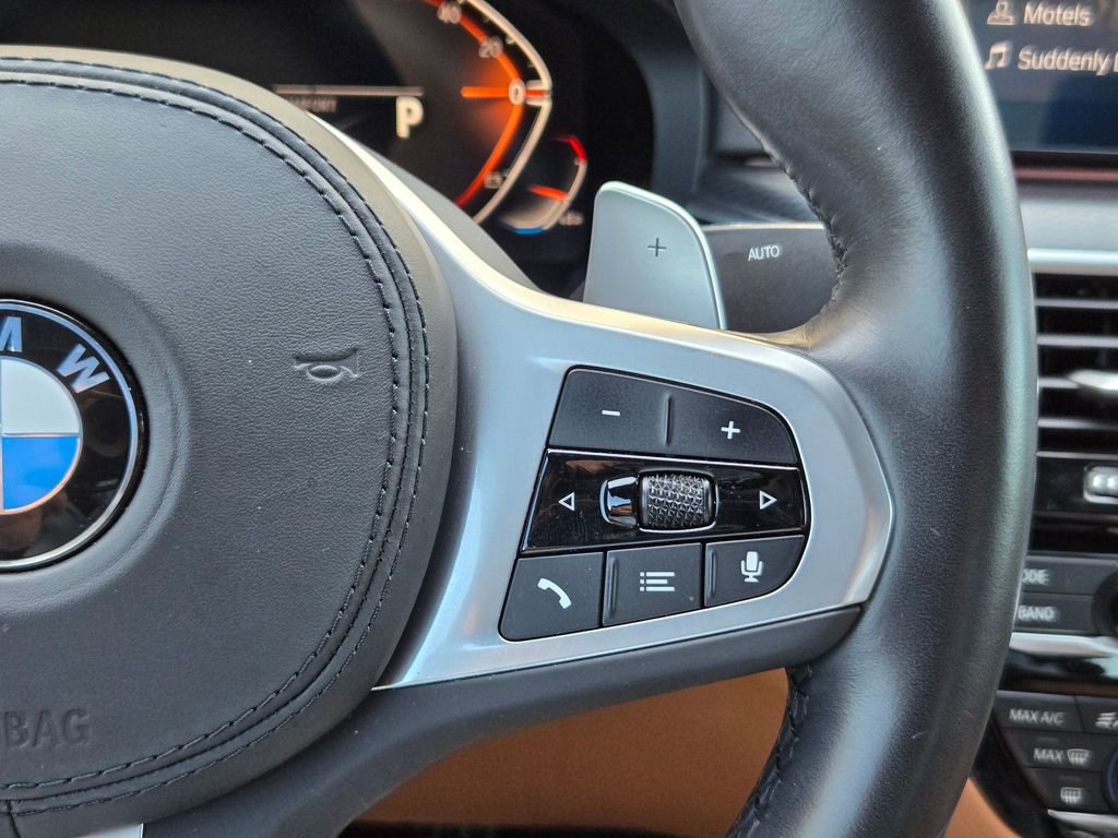 Used 2023 BMW 540i xDrive w/ Executive Package image 23