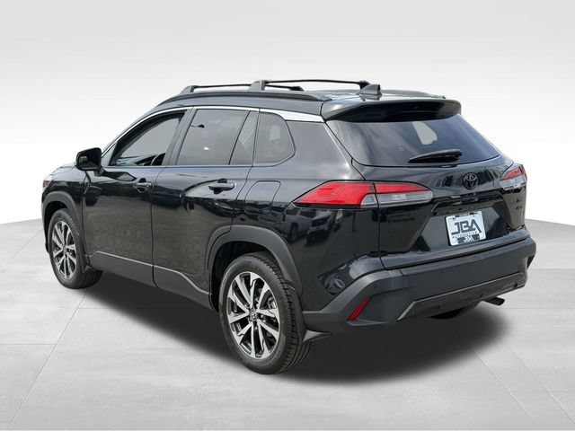 Used 2022 Toyota Corolla Cross XLE w/ Convenience Package AWD/4WD image 27