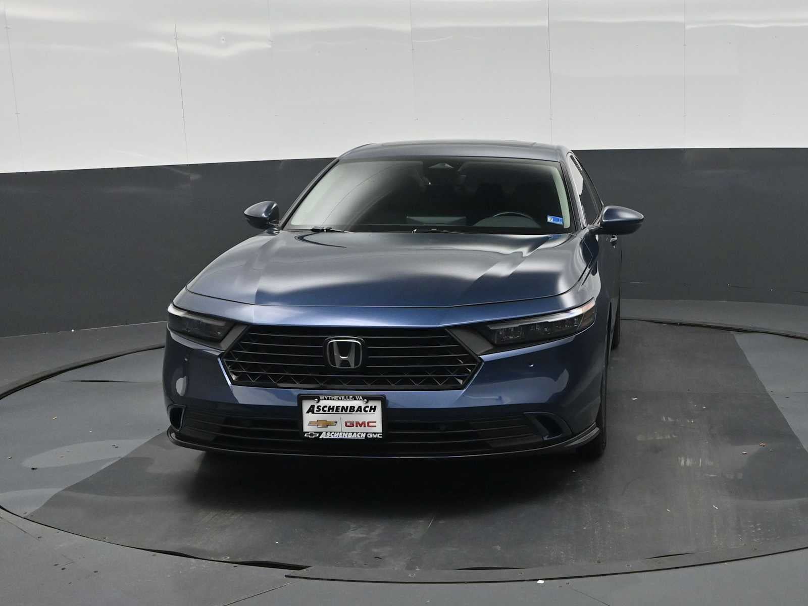 Used 2023 Honda Accord EX-L image 5