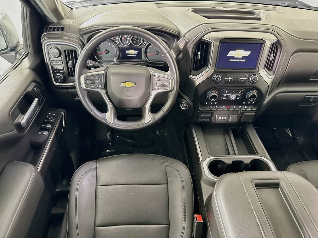 Used 2021 Chevrolet Silverado 1500 LTZ w/ LTZ Convenience Package II AWD/4WD image 3