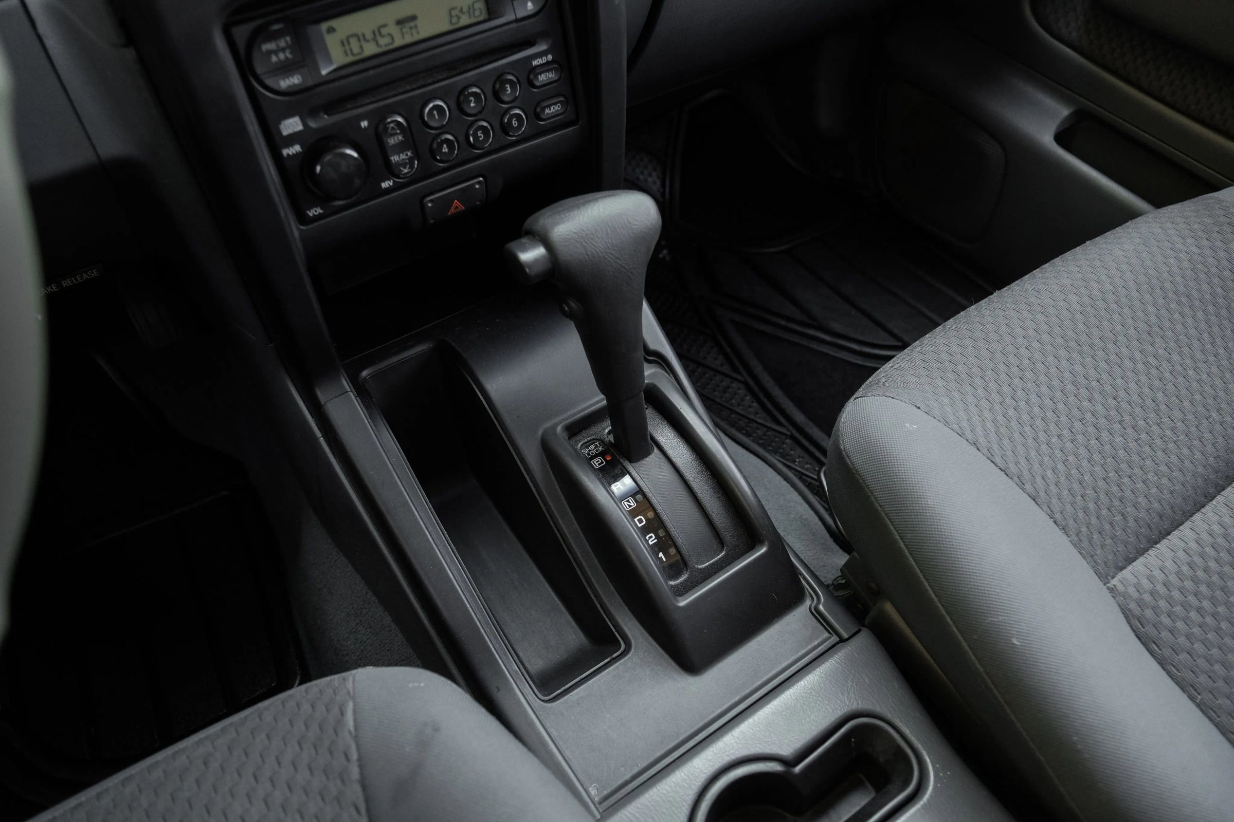 Used 2004 Nissan Xterra XE RWD image 25