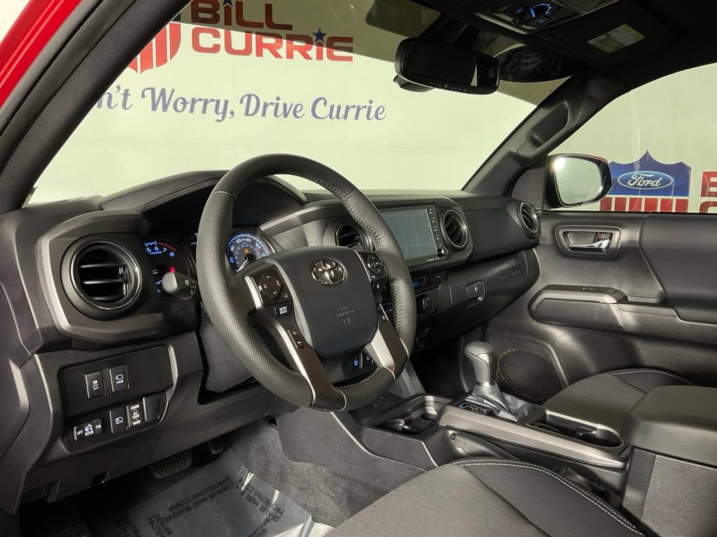 Used 2023 Toyota Tacoma TRD Off-Road w/ Advanced Technology Package AWD/4WD image 13