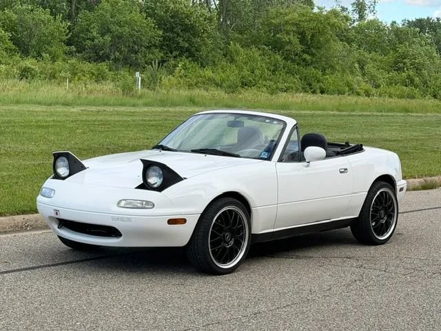 Used 1990 MAZDA MX-5 Miata RWD image 12