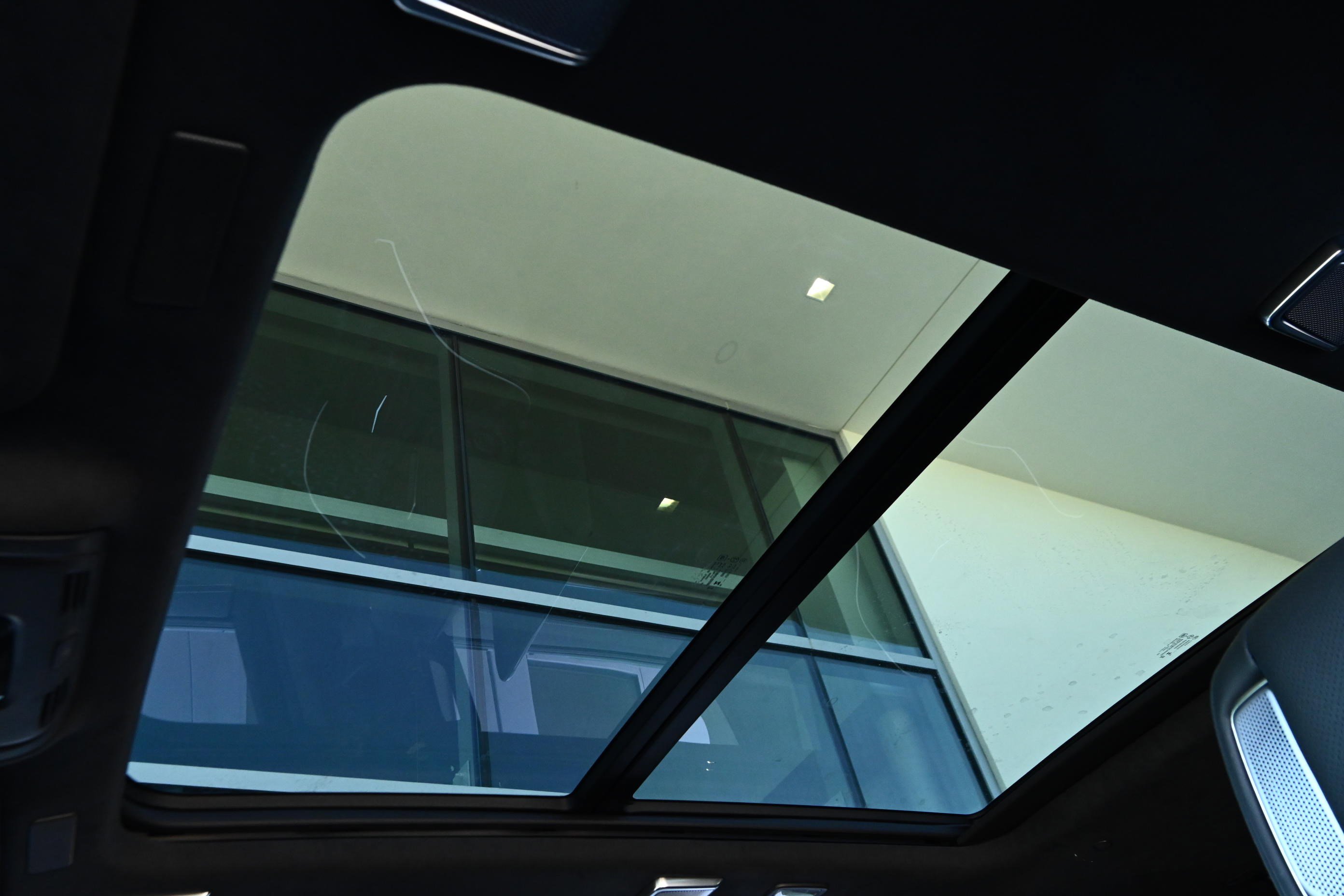 Used 2025 Cadillac Escalade Sport Platinum image 31