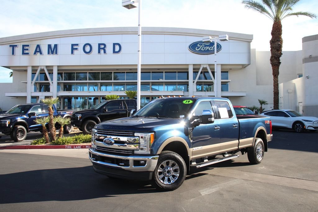 Certified 2019 Ford F250 Lariat w/ Lariat Ultimate Package AWD/4WD image 2