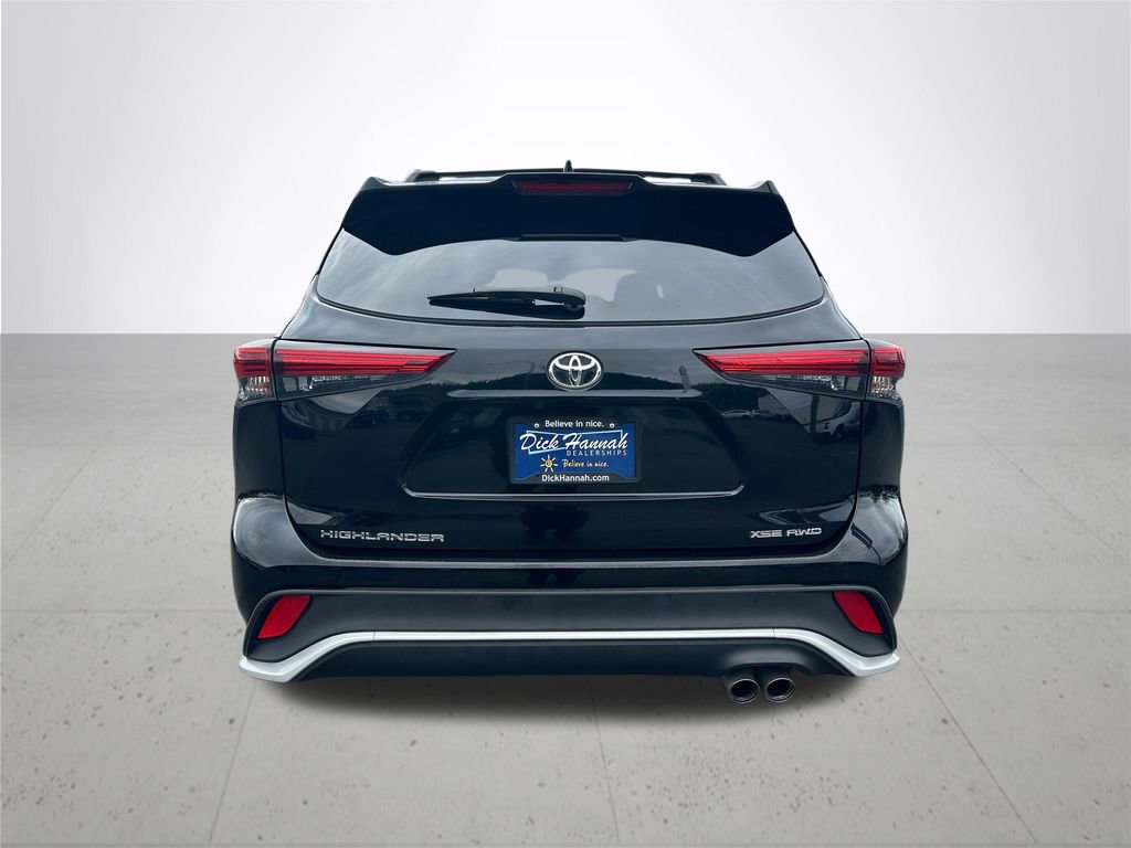 Used 2023 Toyota Highlander XSE image 8