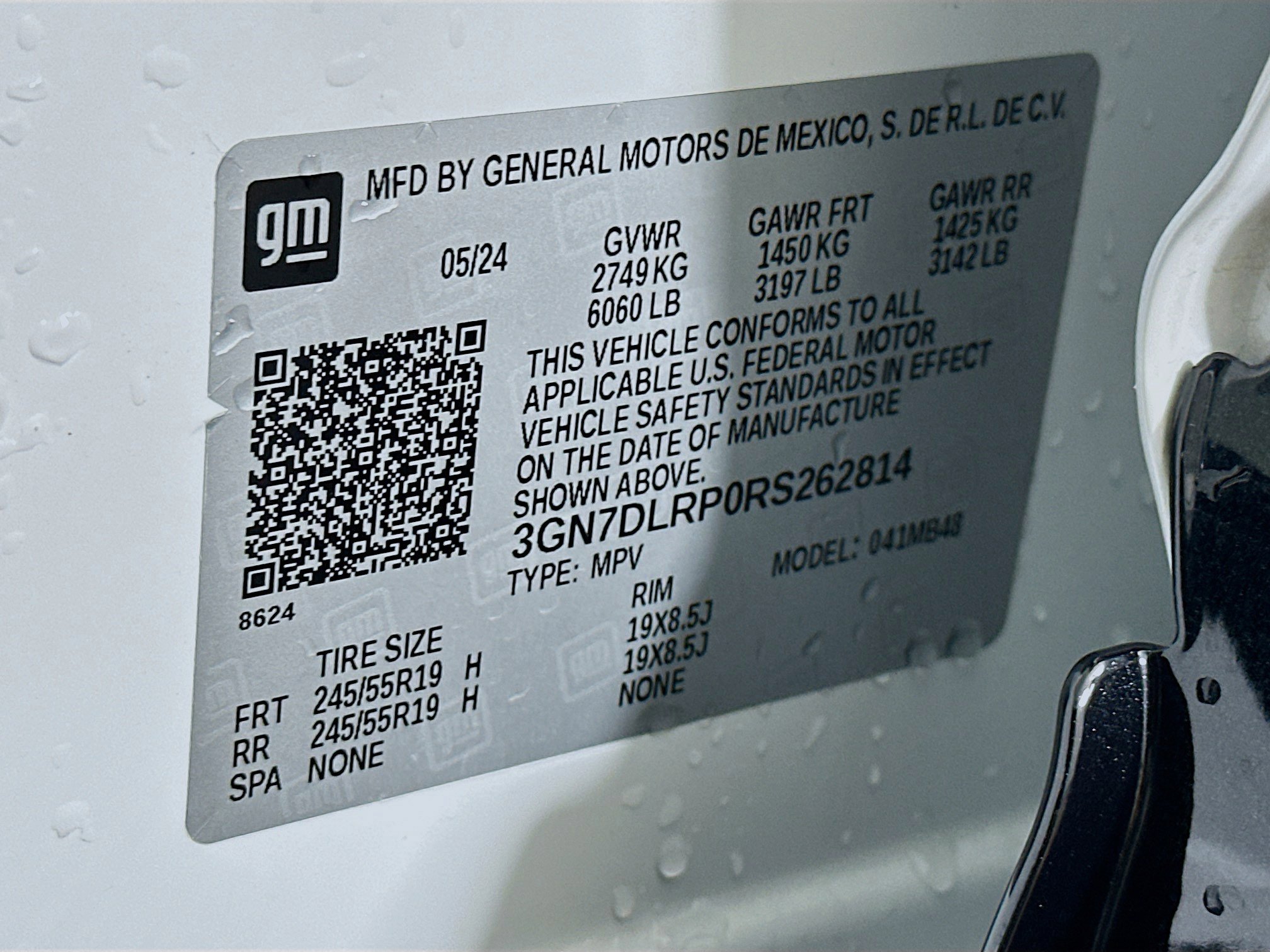 Used 2024 Chevrolet Equinox EV LT image 12