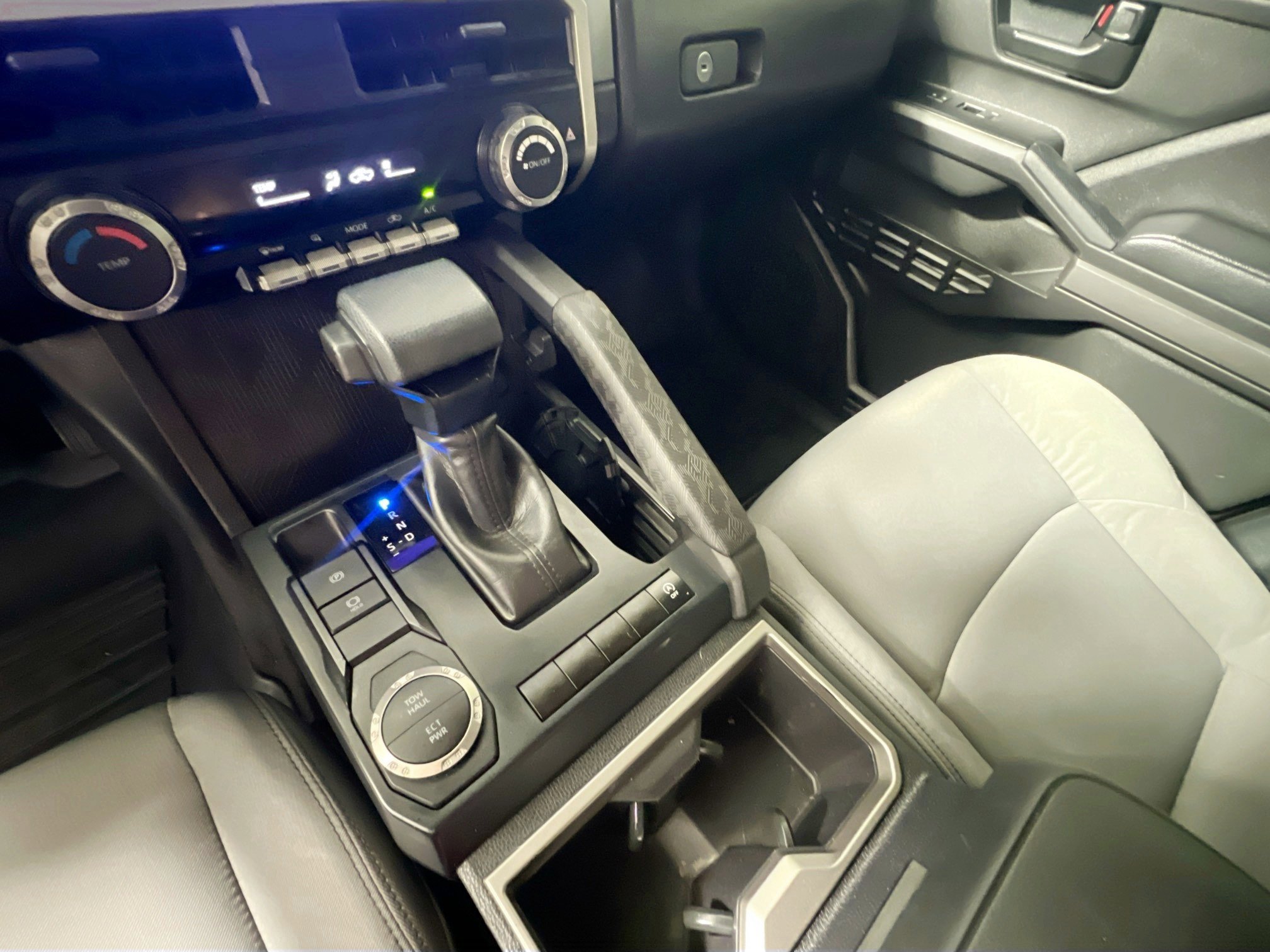 Used 2024 Toyota Tacoma SR5 image 18