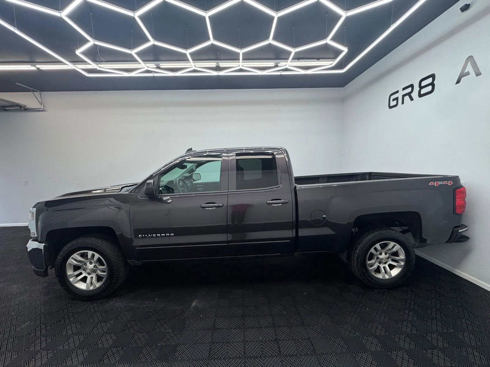Used 2016 Chevrolet Silverado 1500 LT w/ All Star Edition image 4