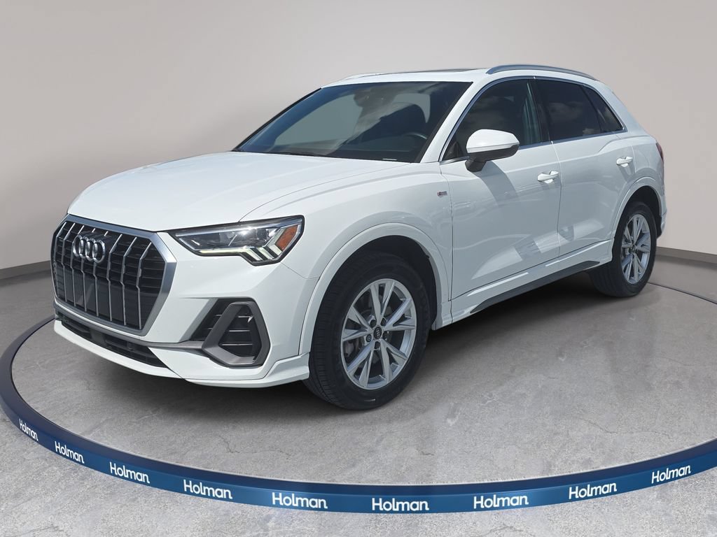 Used 2024 Audi Q3 2.0T Premium w/ Convenience Package AWD/4WD image 1