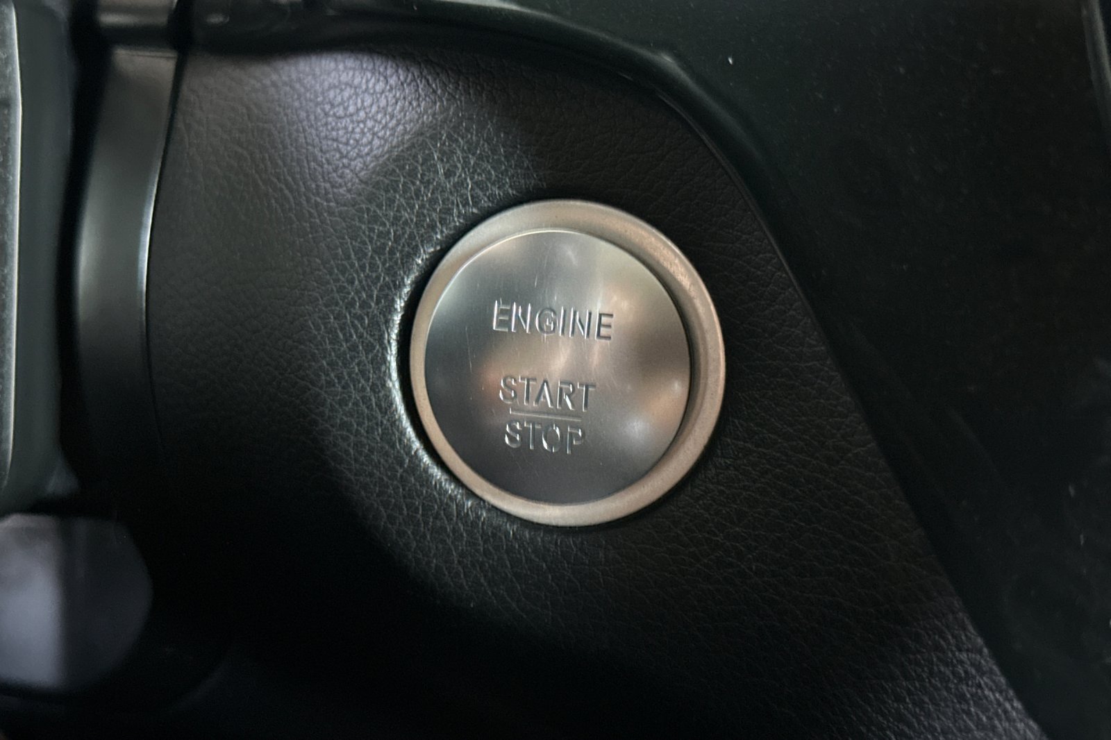 Used 2018 Mercedes-Benz GLE 350 4MATIC image 22