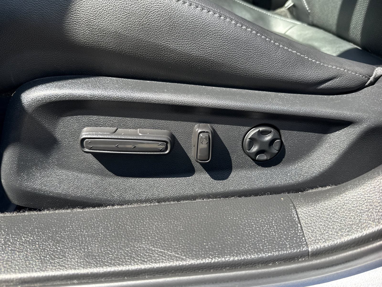 Used 2020 Honda Accord EX-L image 11