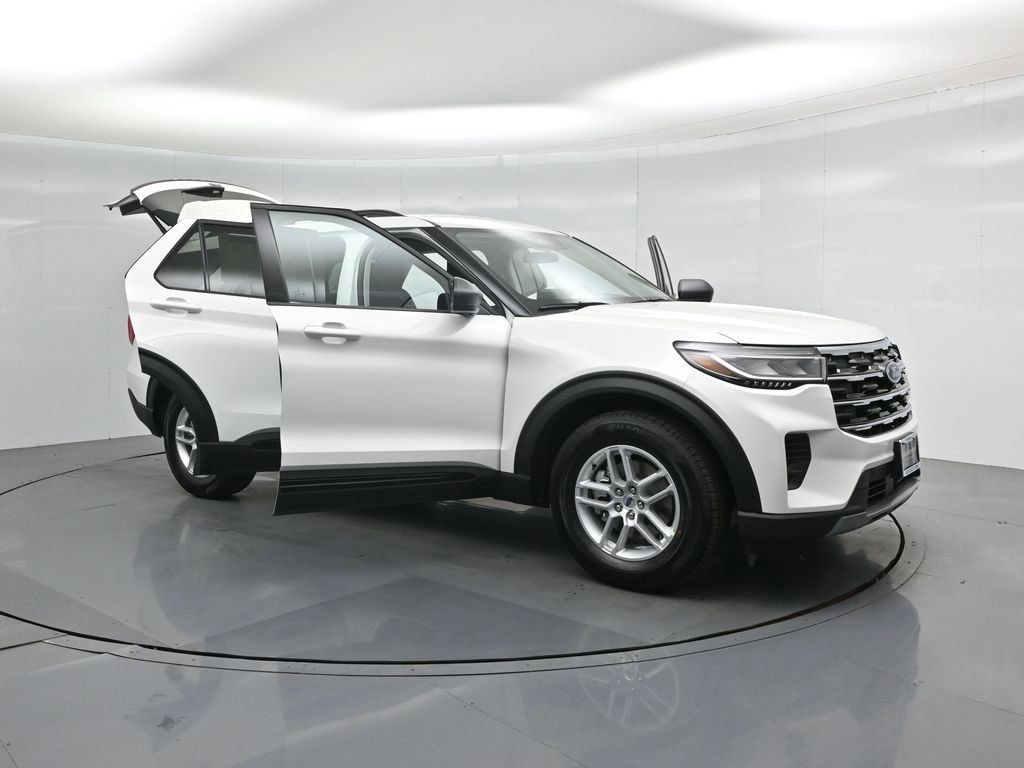 New 2026 Ford Explorer Active image 33