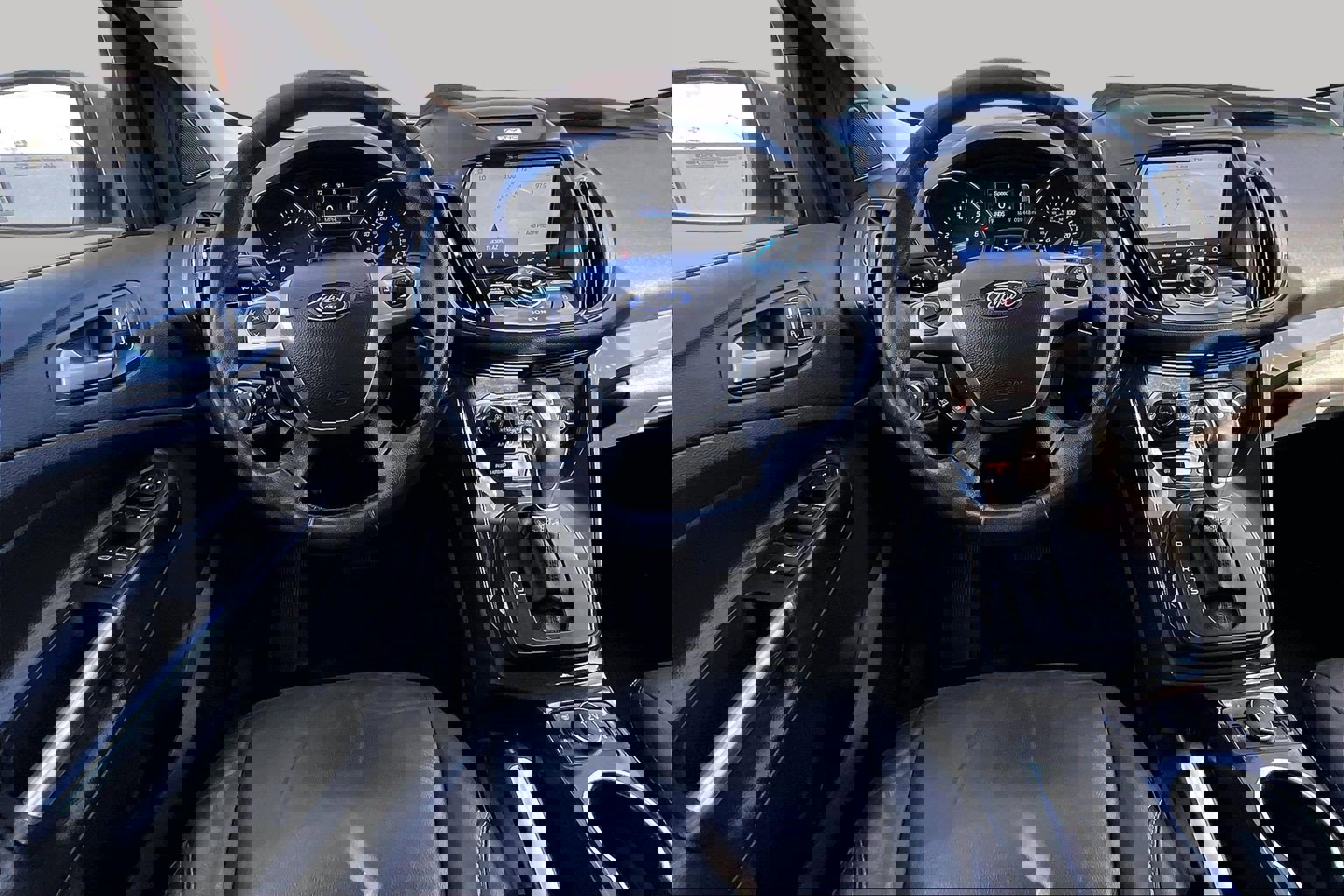 Used 2016 Ford Escape Titanium image 5