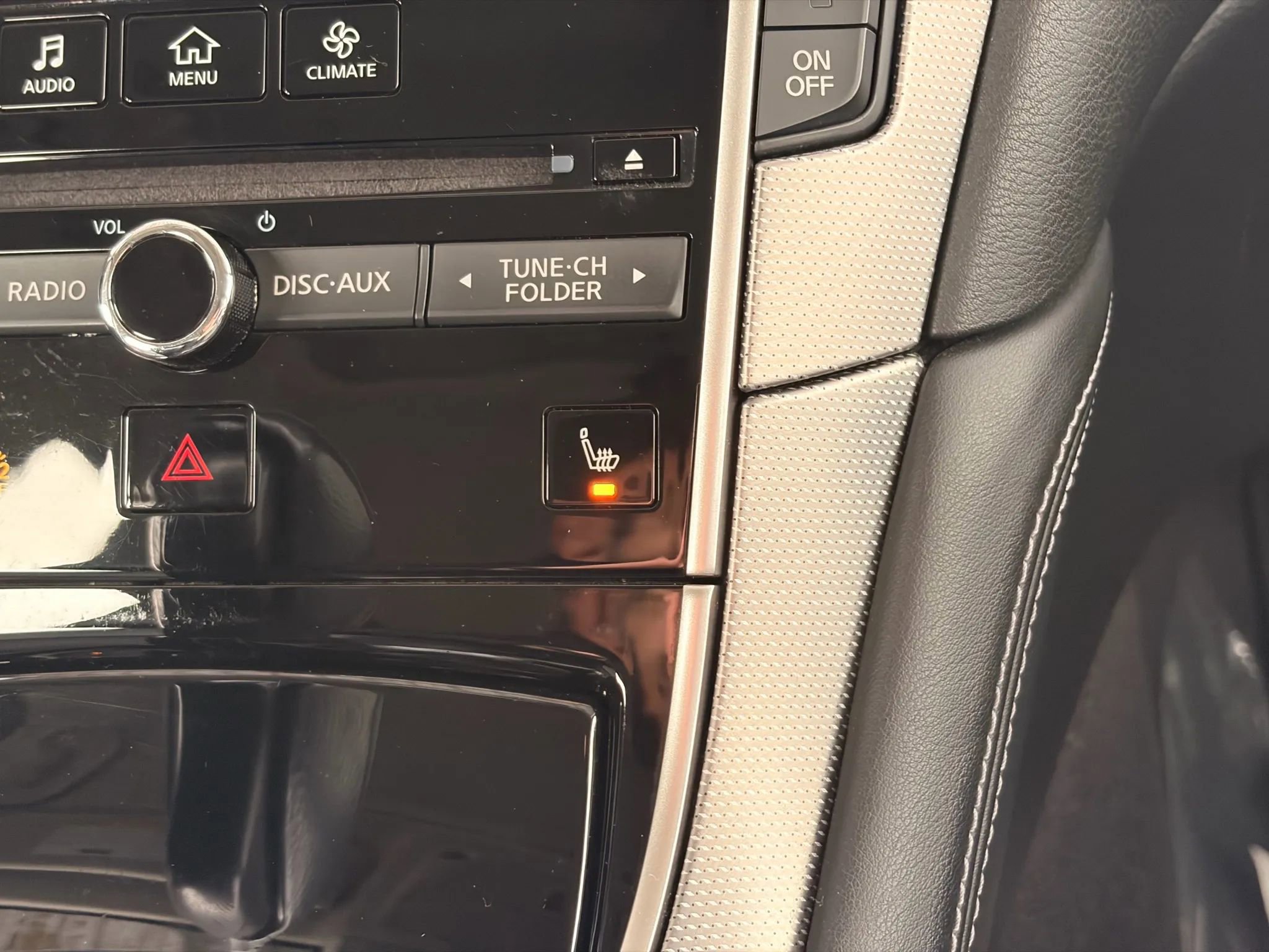 Used 2015 INFINITI Q50 Premium w/ Navigation Package image 79