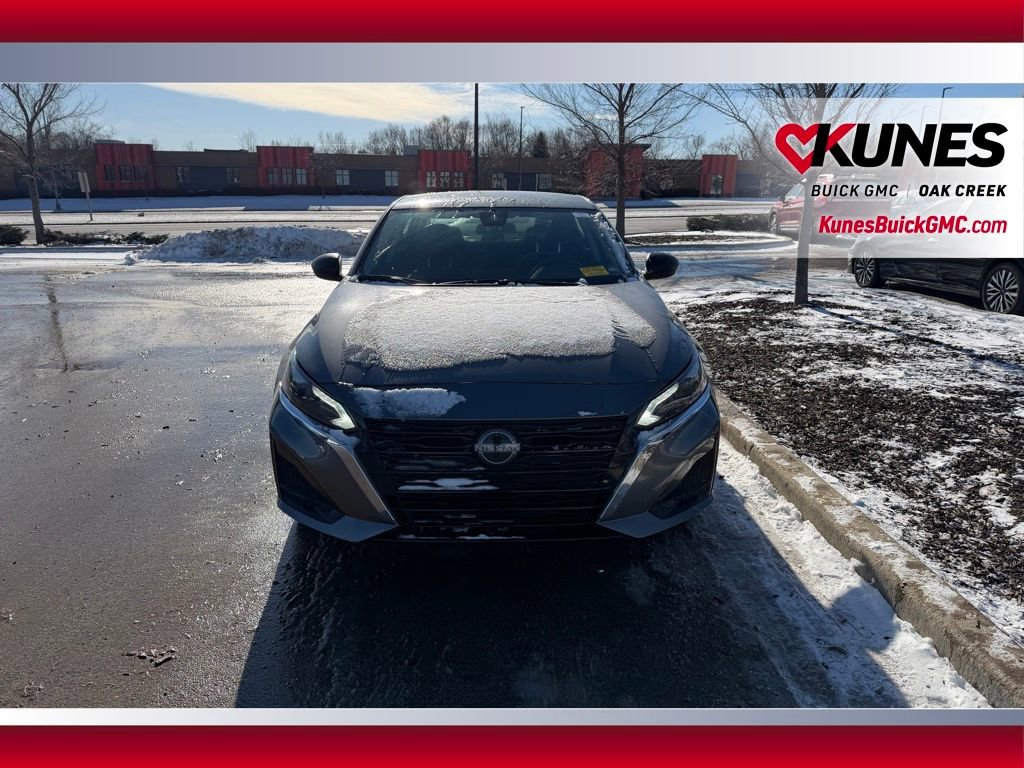 Used 2024 Nissan Altima 2.5 SV image 6