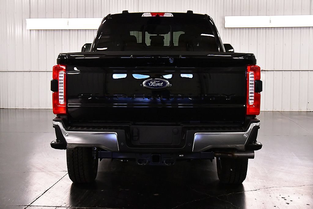 New 2026 Ford F350 XLT w/ XLT Premium Package AWD/4WD image 6