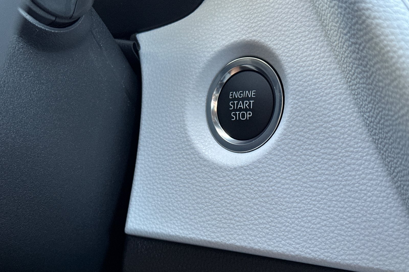 Certified 2026 Toyota Corolla SE w/ SE Package FWD image 21