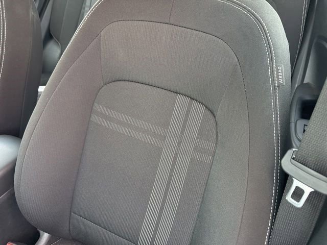 Used 2025 Hyundai Venue SEL image 10