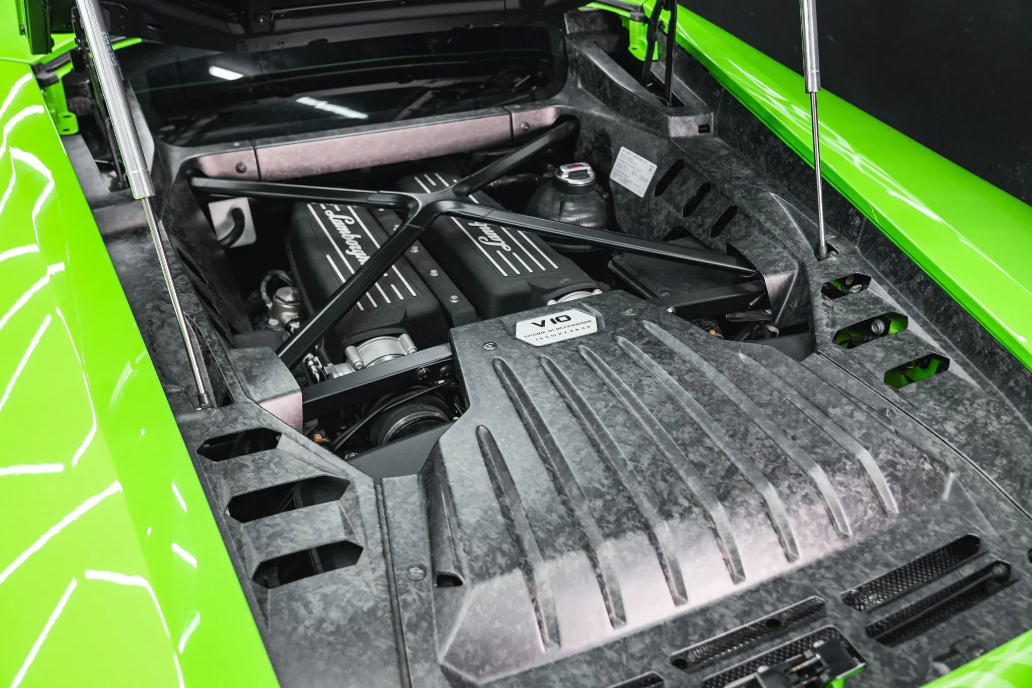 Used 2015 Lamborghini Huracan LP 610-4 image 58