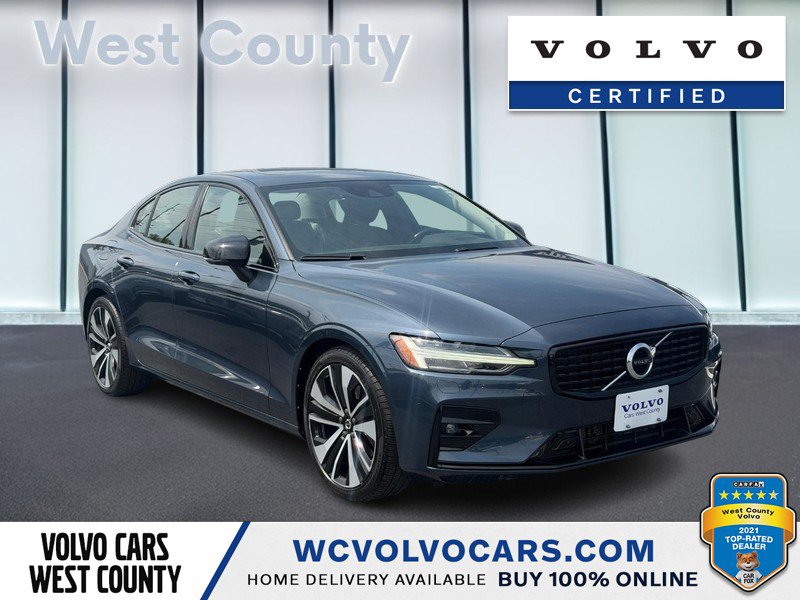 Certified 2022 Volvo S60 B5 Momentum FWD image 1