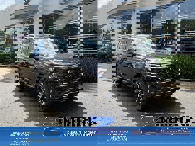New 2026 Volkswagen Atlas SEL Premium R-Line image 1