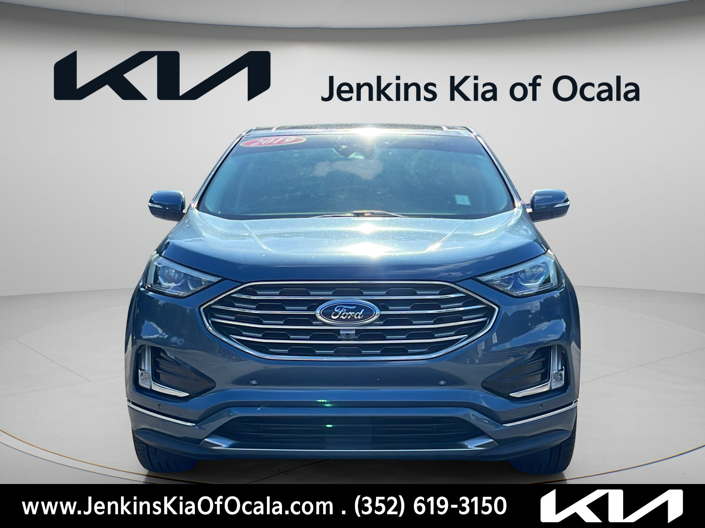 Used 2019 Ford Edge Titanium w/ Equipment Group 301A FWD image 8