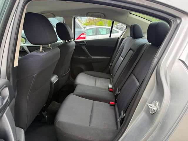Used 2010 MAZDA MAZDA3 i Sport FWD image 8