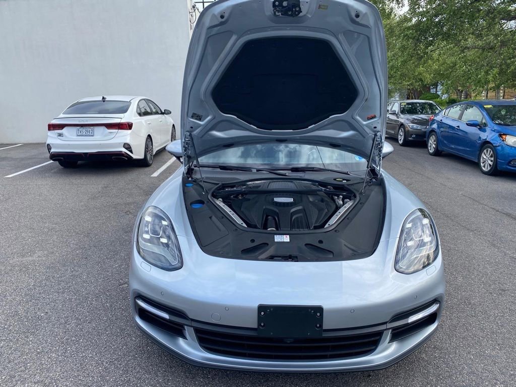 Used 2018 Porsche Panamera 4 AWD/4WD image 2