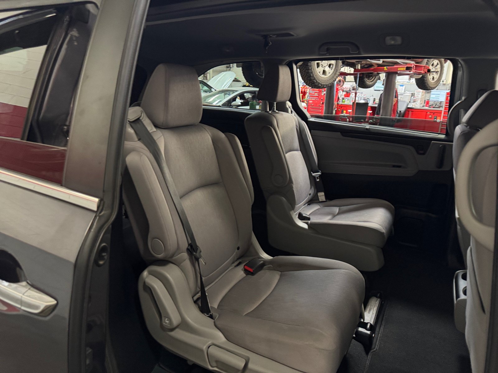 Used 2020 Honda Odyssey EX image 18