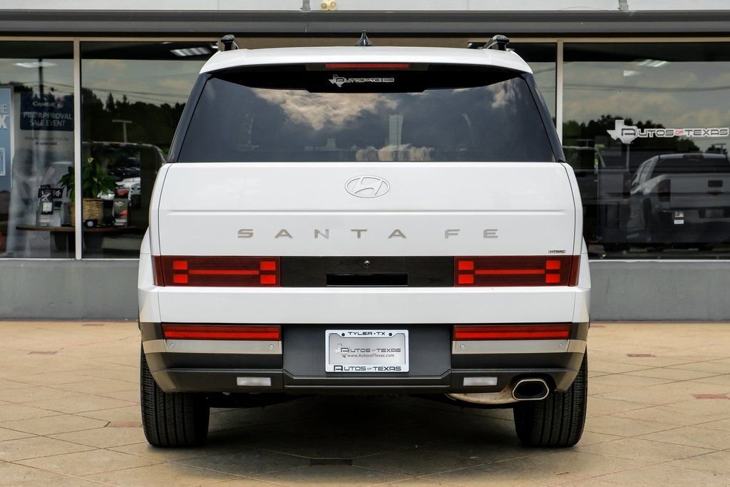 Used 2024 Hyundai Santa Fe Limited image 10