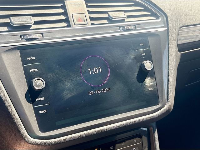 Used 2024 Volkswagen Tiguan SEL R-Line image 32