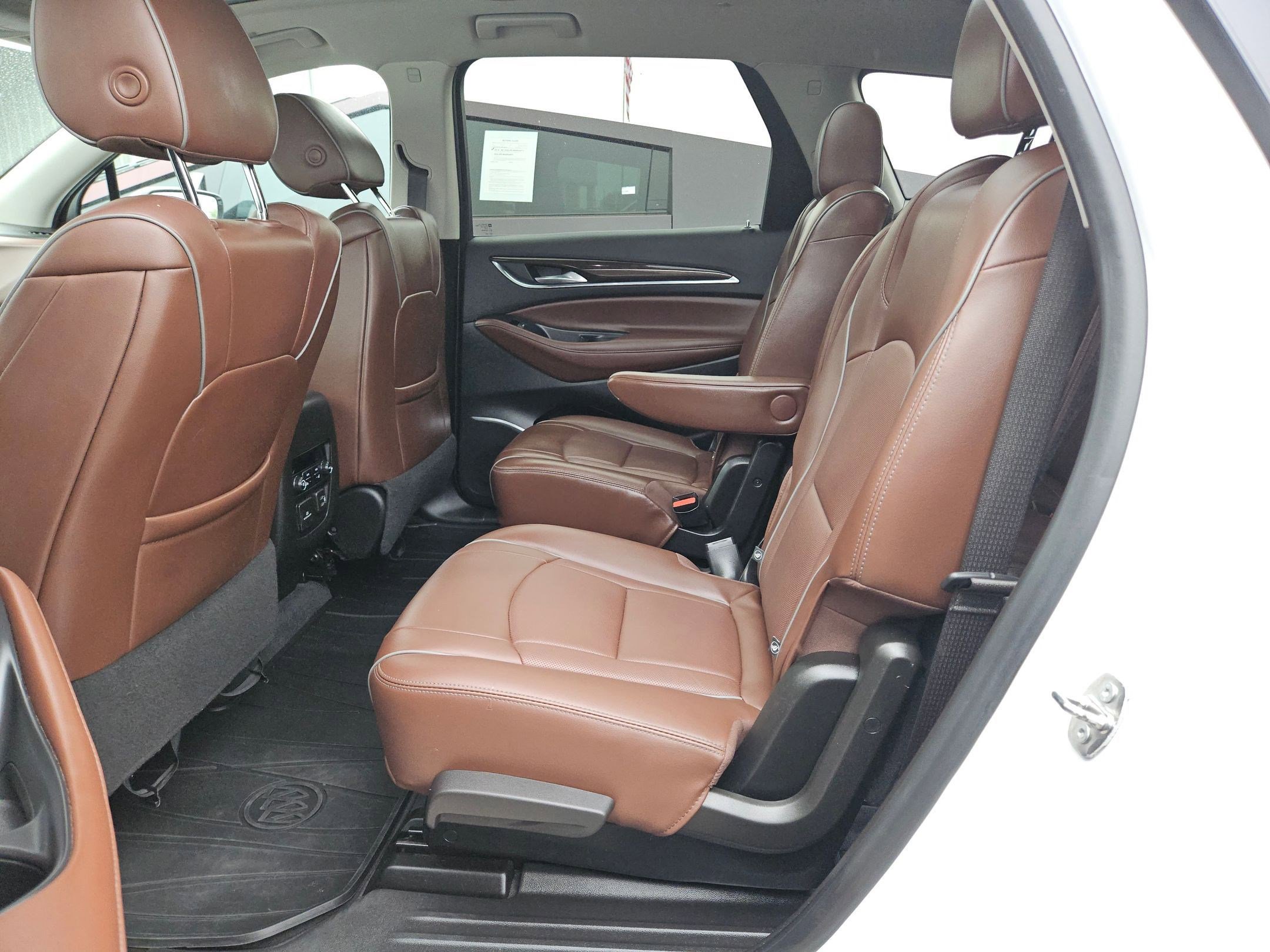 Certified 2021 Buick Enclave Avenir w/ Avenir Technology Package FWD image 14